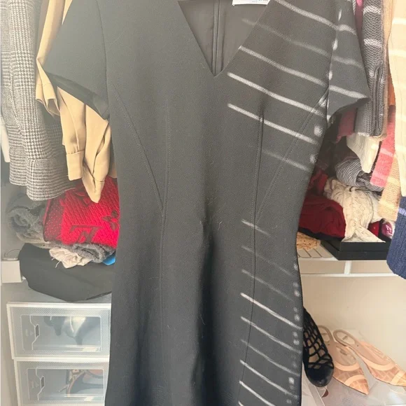 Dior Black Mini Dress with V-Neck - www.toquedesaborminas.com.br